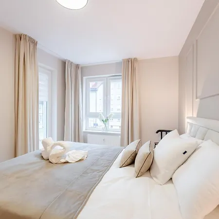 Lighthouse - Solna 11 Daire *
